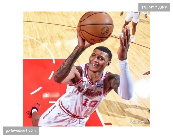 火箭乌度卡四前锋铁桶阵：针对申京横移缺陷的换防提速尝试